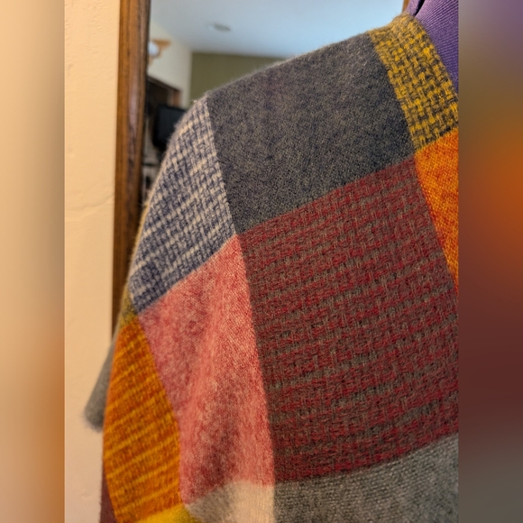 NWOT-Poncho Multicolor - Picture 5 of 12